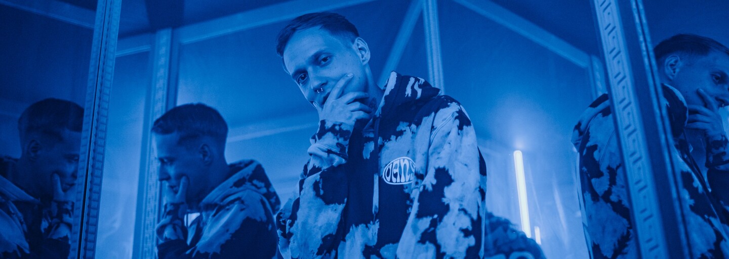FRESH RELEASE: Generace Z, hyperpop i hluboké myšlenky. Poslechni si výběr nových písní mladých českých interpretů