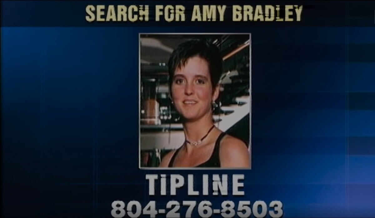 Pátrací inzerát po Amy Bradley.