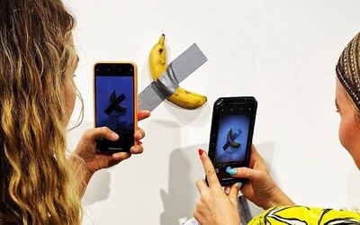 Galéria predáva banány prilepené páskou za 120-tisíc dolárov. Keď zhnijú, máš smolu