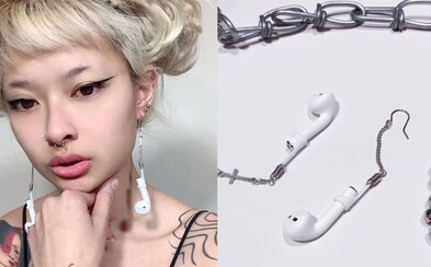Geniálna dievčina vyrobila z AirPods štýlové náušnice. Nové Airings si už vieš kúpiť aj ty Geniálna dievčina vyrobila z AirPods štýlové náušnice. Nové Airings si už vieš kúpiť aj ty