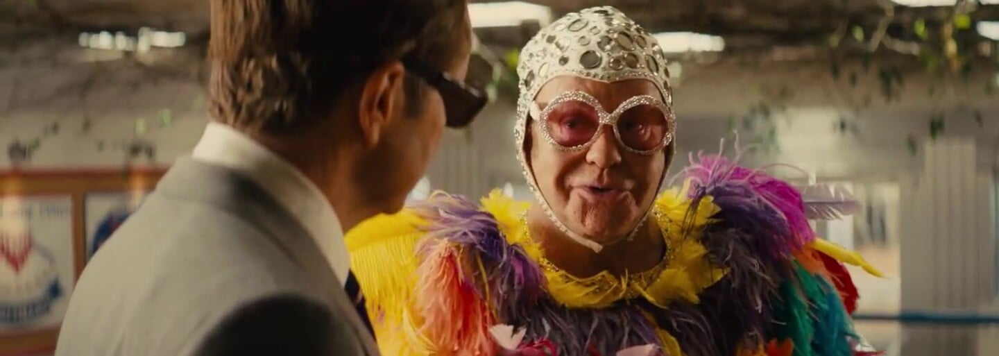 Geniálny spevák a skladateľ Elton John dostane vlastný film. Stvárni ho Taron Egerton zo série Kingsman