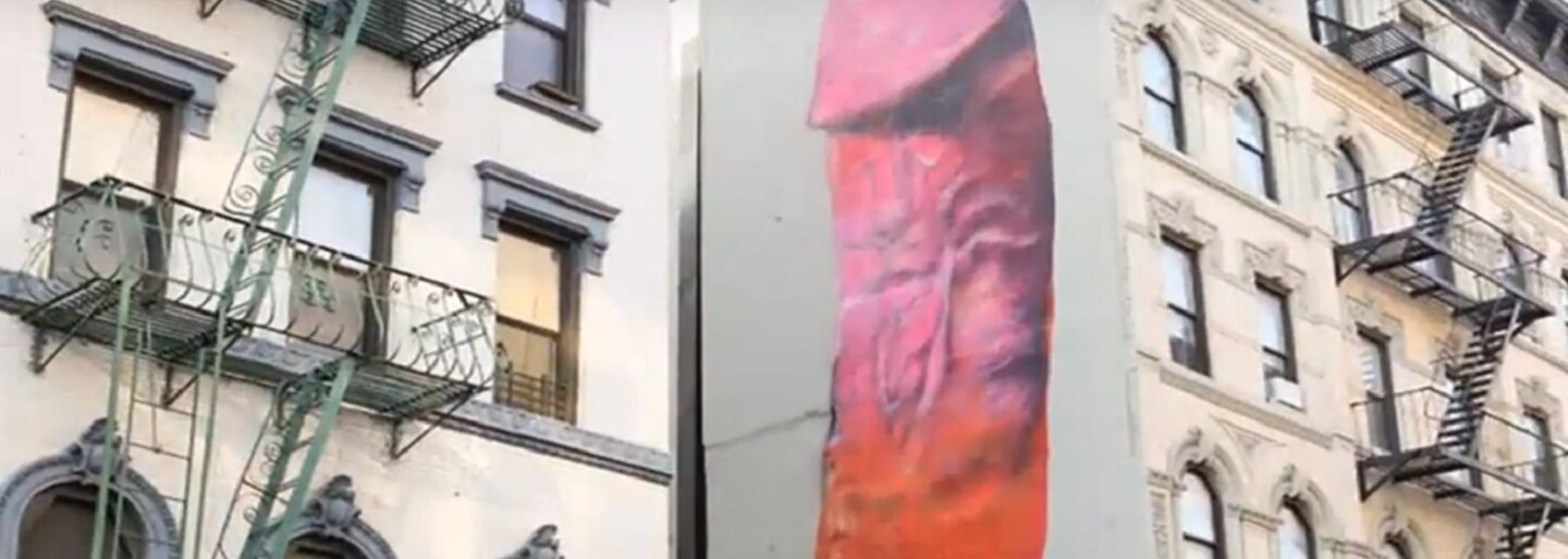 Gigantický penis „ozdobil“ budovu v New Yorku. Po pár dňoch ho nechali premaľovať