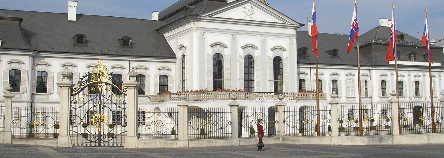 Gogo zviezol prezidenta Kisku vo svojom novom tátošovi. Nášho štátnika zaujímalo aj to, ako sa zmieriť s hejtermi