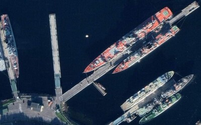 Google Maps більше не приховує російські військові об'єкти. Усі бажаючі можуть побачити базу підводних човнів чи авіаносець