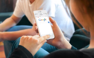 Google vyhledávač v mobilech o vás bude vědět všechno. Podle zájmů dokáže sestavit ideální nabídku zpráv Google vyhledávač v mobilech o vás bude vědět všechno. Podle zájmů dokáže sestavit ideální nabídku zpráv
