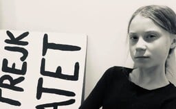 Greta Thunberg nepotrebuje masku na Halloween: Odporovateľov klimatickej krízy straším aj tak, tvrdí aktivistka