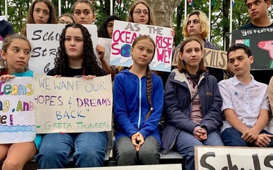 Greta Thunberg organizuje celosvetový klimatický štrajk už tento piatok. Zapojí sa 150 krajín vrátane Slovenska Greta Thunberg organizuje celosvetový klimatický štrajk už tento piatok. Zapojí sa 150 krajín vrátane Slovenska