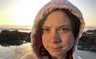 Greta Thunberg se stala autorkou roku, vyhrála se svou sbírkou projevů Greta Thunberg se stala autorkou roku, vyhrála se svou sbírkou projevů