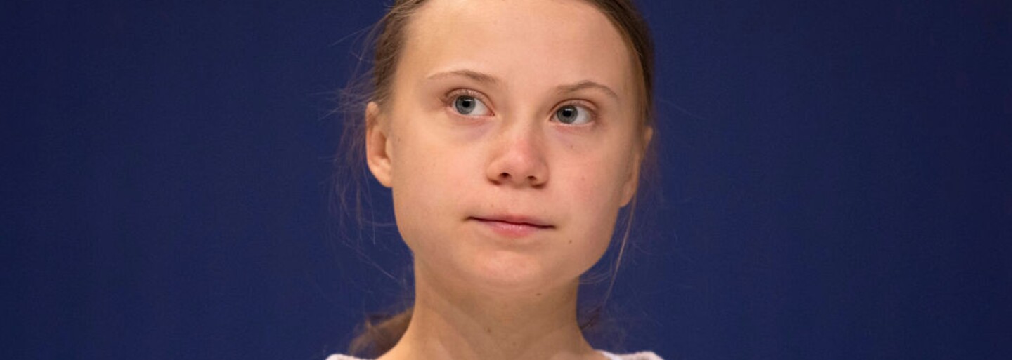 Greta Thunberg se odvázala na akci za klima. Sleduj, jak zazpívala známý hit a jak si zatančila