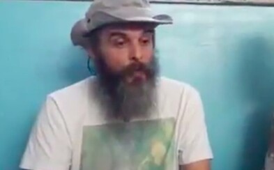 Guru Jára je vinen z dalších šesti znásilnění. Se svou spolupracovnicí ale uprchl na Filipíny Guru Jára je vinen z dalších šesti znásilnění. Se svou spolupracovnicí ale uprchl na Filipíny