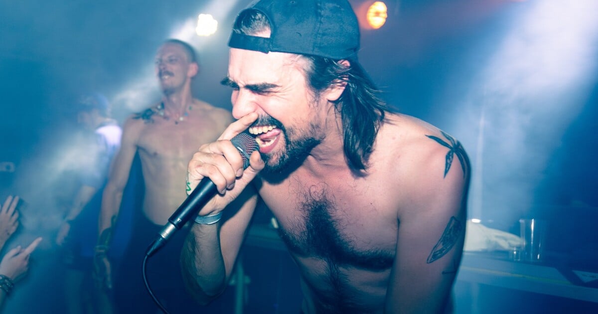 Cringe Prince je antihrdina českého alternativního rapu: „Moje show je jako žonglování s motorovkama.“