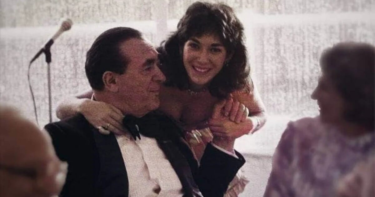 Bývalá přítelkyně Epsteina chce odhalit „nefiltrovanou pravdu“. Od Trumpa však žádá milost