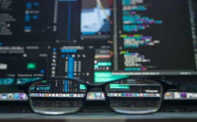 Hackeři by mohli tvůj počítač zničit pomocí vysokofrekvenčního zvuku. Jak nebezpečný je sonický útok? Hackeři by mohli tvůj počítač zničit pomocí vysokofrekvenčního zvuku. Jak nebezpečný je sonický útok?