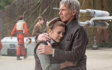 Han a Leia prežívajú na nových obrázkoch z The Force Awakens ťažké chvíle Han a Leia prežívajú na nových obrázkoch z The Force Awakens ťažké chvíle