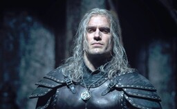 Henry Cavill odhalil nové brnenie pre Zaklínača v 2. sérii. Ohlásenie 3. série je na spadnutie