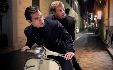 Henry Cavill sa spája s KGB aby oddialil atómovú vojnu v zábavnom traileri Henry Cavill sa spája s KGB aby oddialil atómovú vojnu v zábavnom traileri