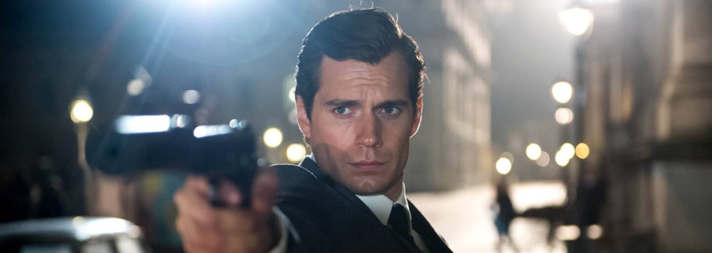 Henry Cavill sa spája s KGB aby oddialil atómovú vojnu v zábavnom traileri