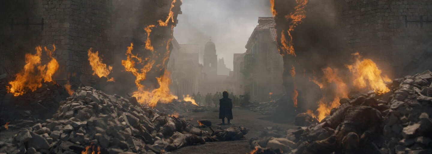 Herci ani tvorca kníh George R. R. Martin nie sú so seriálom spokojní. Prečo Game of Thrones tak veľmi upadlo?