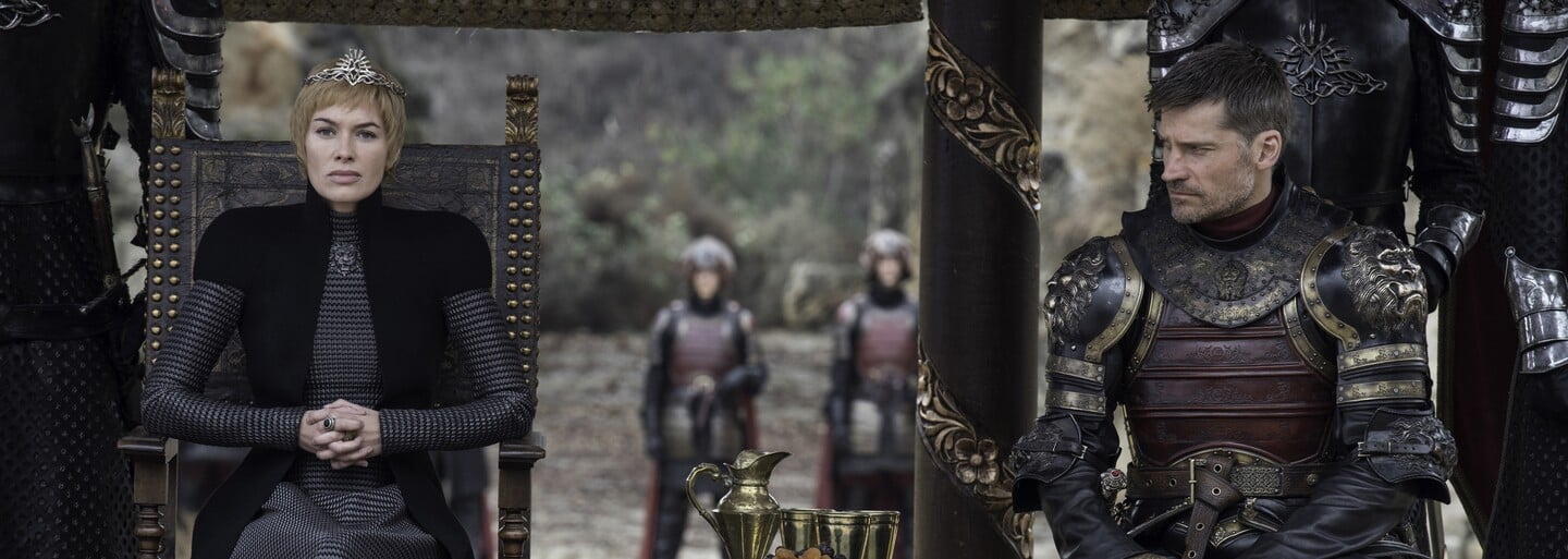 Herec Jaimeho Lannistera odporuje kritikom Game of Thrones: Zodrali sme sa, aby to bolo čo najlepšie