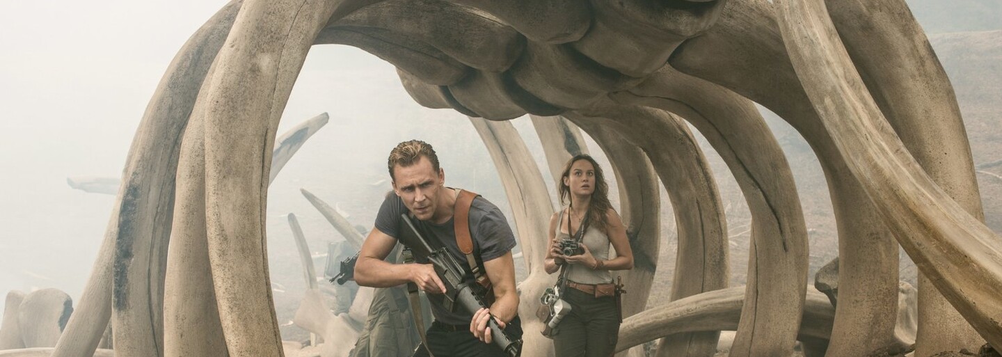 Heroický japonský trailer pre očakávaný megahit s názvom Kong: Skull Island servíruje neohrozeného kráľa opíc a desivé monštrá