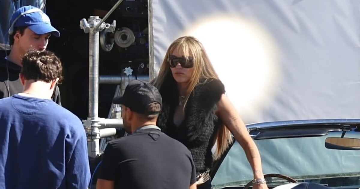 Hannah Montana je zpět! Miley Cyrus byla spatřena na place při natáčení nového speciálu