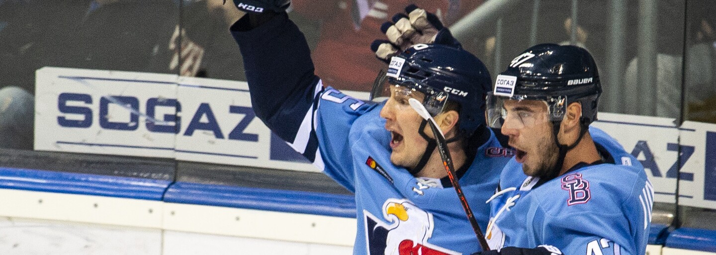 Hokejový Slovan dlží hráčom milióny, hrozí mu, že nebude hrať ligu
