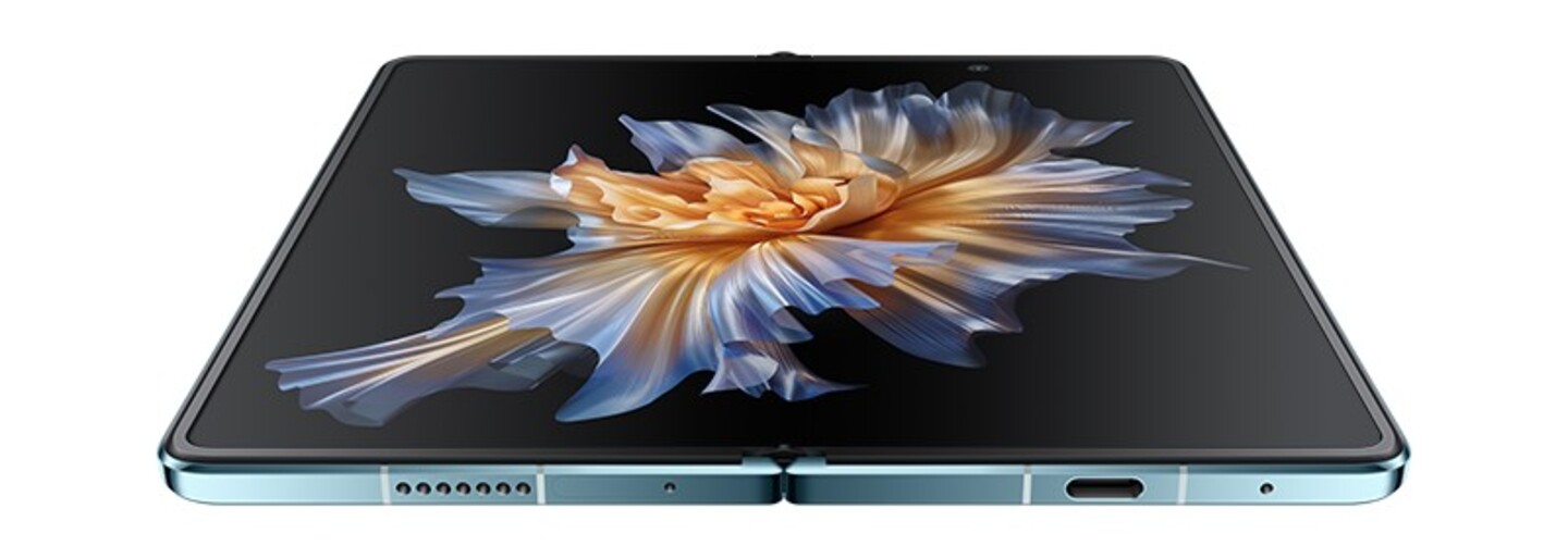 Honor prináša skladací telefón Magic Vs. Má 120 Hz displej, 512 GB úložisko a nabije sa za 45 minút