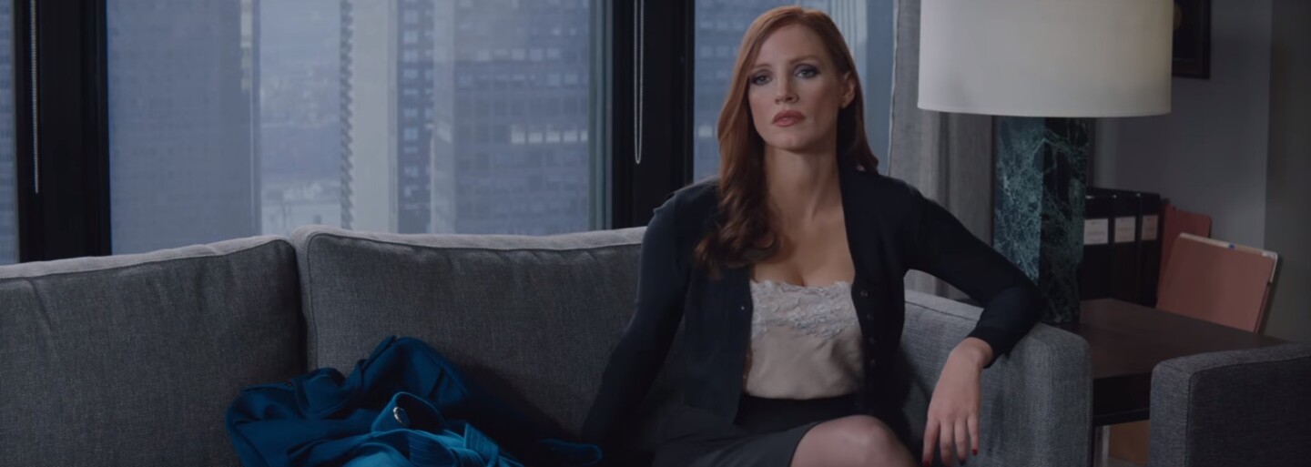Hriešne zvodná Jessica Chastain rozbieha v traileri pre drámu Molly's Game sieť tých najexkluzívnejších pokerových herní na svete
