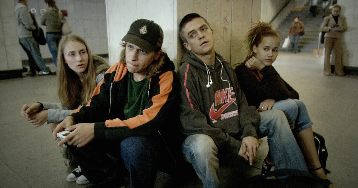 Chceš vyrazit do kina na Džob? Tohle je jediné shrnutí Gymplu a Vejšky, které potřebuješ