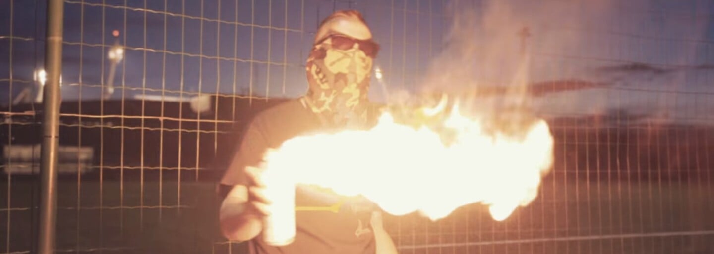 Hubatý Hugo Toxxx vydává diss na Mikea Trafika z PSH. Podívej se na ohnivý videoklip ze Strahova