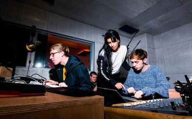 Hudební svátek Red Bull Music Academy se letos podívá do kanadského Montrealu. Jak se stát jeho součástí? Hudební svátek Red Bull Music Academy se letos podívá do kanadského Montrealu. Jak se stát jeho součástí?