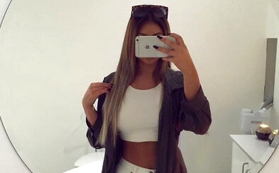 Hugo Boss vytvořil kolekci s logem naopak pro dokonalá zrcadlové selfie Hugo Boss vytvořil kolekci s logem naopak pro dokonalá zrcadlové selfie