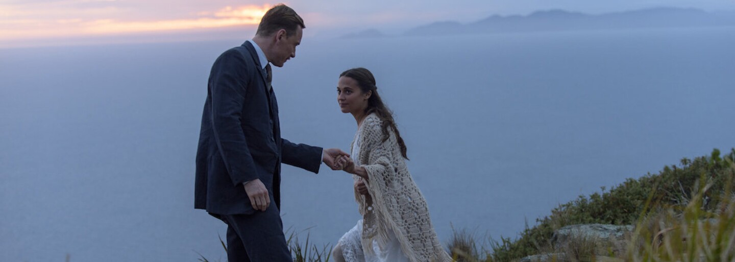 Hviezda série X-Men Michael Fassbender a novodobá Lara Croft alias oscarová Alicia Vikander si povedali svoje áno. Blahoželáme!