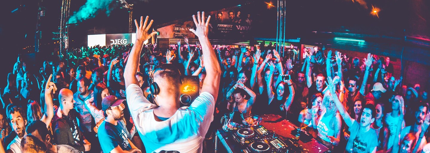 Hviezdy Tomorrowlandu WolfPack a EKG dorazia priamo na Wakelake! Sobota v Bratislave bude naozaj vyhrotená