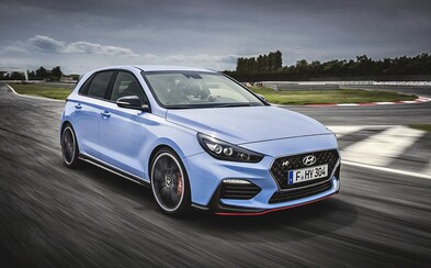 Hyundai postavil svoj prvý pekelný hot-hatch. Má 2-liter, 275 koní a vydarený dizajn Hyundai postavil svoj prvý pekelný hot-hatch. Má 2-liter, 275 koní a vydarený dizajn
