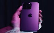 iPhone 16 slaví úspěch. U nás je teď seženeš jen těžko