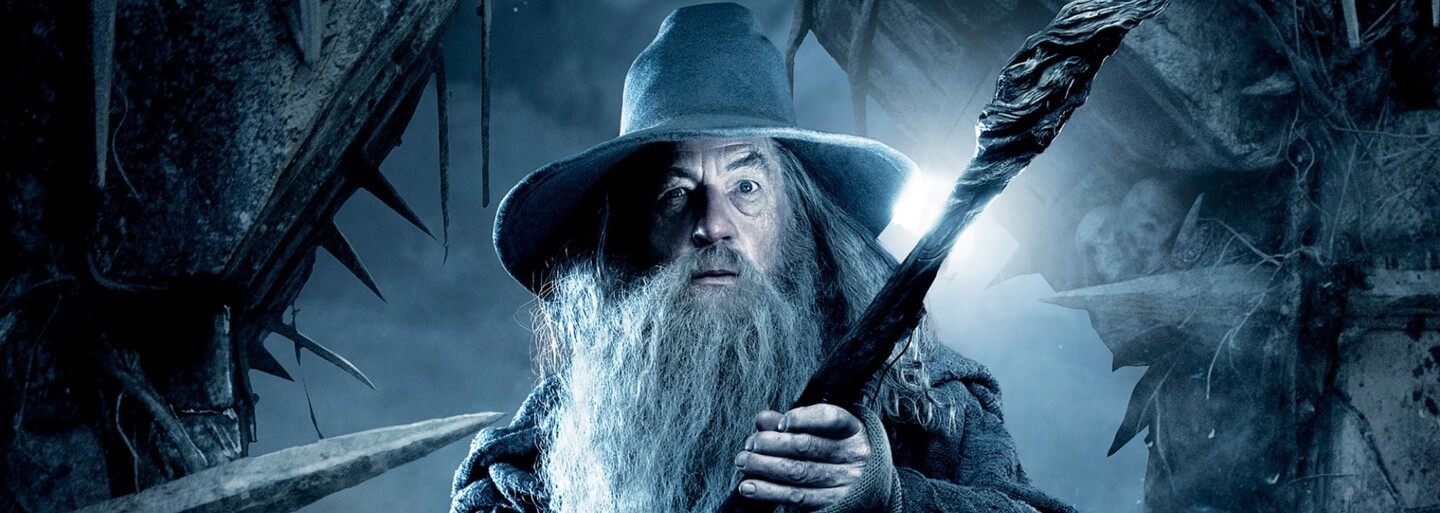 Ian McKellen by si úlohu legendárneho Gandalfa rád zopakoval aj v seriáli zo sveta Pána Prsteňov. Zatiaľ však žiadnu ponuku nedostal