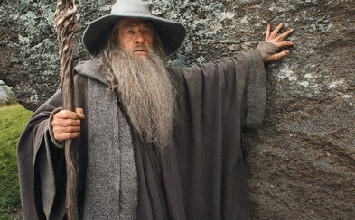 Ian McKellen, legendárny Gandalf, Magneto a po novom aj Sherlock dnes oslavuje 76. narodeniny Ian McKellen, legendárny Gandalf, Magneto a po novom aj Sherlock dnes oslavuje 76. narodeniny