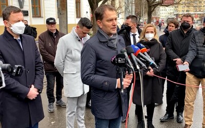 Igor Matovič si pri odhalení pamätníka novinárovi Jánovi Kuciakovi kopol do novinárov. „Nelegitimizujte zlo,“ vyhlásil