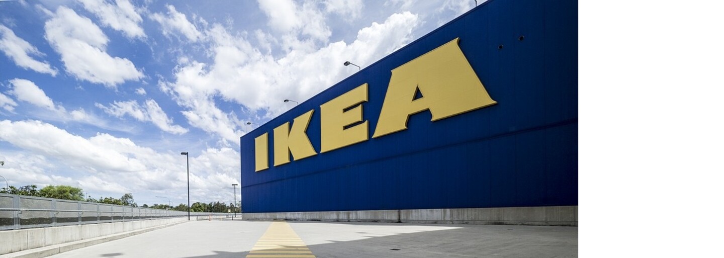 IKEA chce, aby si ich reklamný katalóg jednoducho pomočil. Nevábna tekutina po čase odhalí tajnú správu