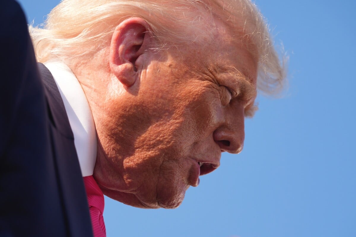 TRUMP