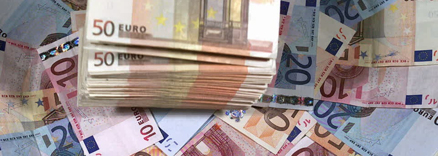 Inflace v eurozóně v listopadu klesla na 10 procent. Překvapila analytiky