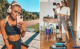 Influencerka Žideková sa fotila s Mein Kampfom, teraz ju vylúčili zo súťaže o najlepšie profily na sociálnych sieťach
