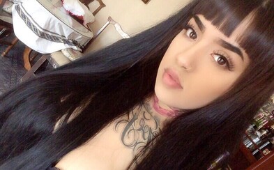Influencerku, která pózovala na Instagramu se zbraněmi, údajně zastřelil drogový kartel Influencerku, která pózovala na Instagramu se zbraněmi, údajně zastřelil drogový kartel
