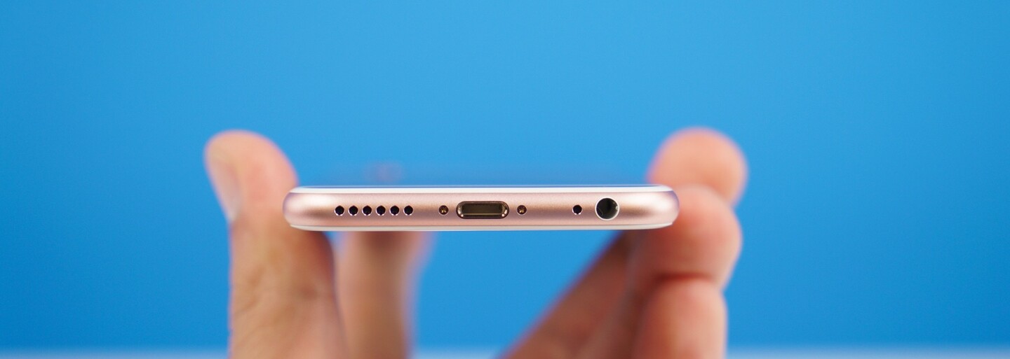 iPhone 7 bude prý tak tenký, že nebude obsahovat běžný port pro sluchátka
