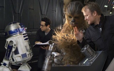 J. J. Abrams priznáva, že režisér Star Wars: The Last Jedi sa vydal iným smerom. Písanie scenára pre Epizódu IX tak nebolo ľahké J. J. Abrams priznáva, že režisér Star Wars: The Last Jedi sa vydal iným smerom. Písanie scenára pre Epizódu IX tak nebolo ľahké