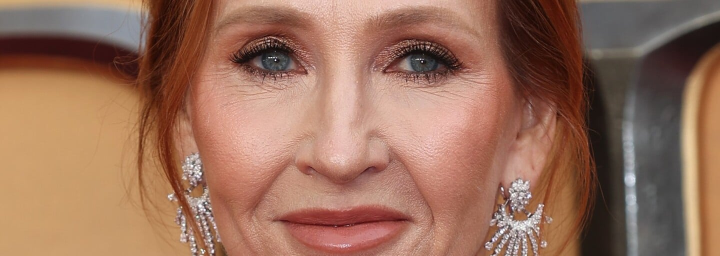 J. K. Rowling promluvila o strachu z bývalého manžela. Měl ji bít a vyhrožovat zničením první knihy
