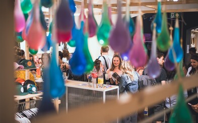 Jak to vypadalo na jedinečné kondomové party od Primeros? Podívej se na fotoreport ze srdce Prahy Jak to vypadalo na jedinečné kondomové party od Primeros? Podívej se na fotoreport ze srdce Prahy