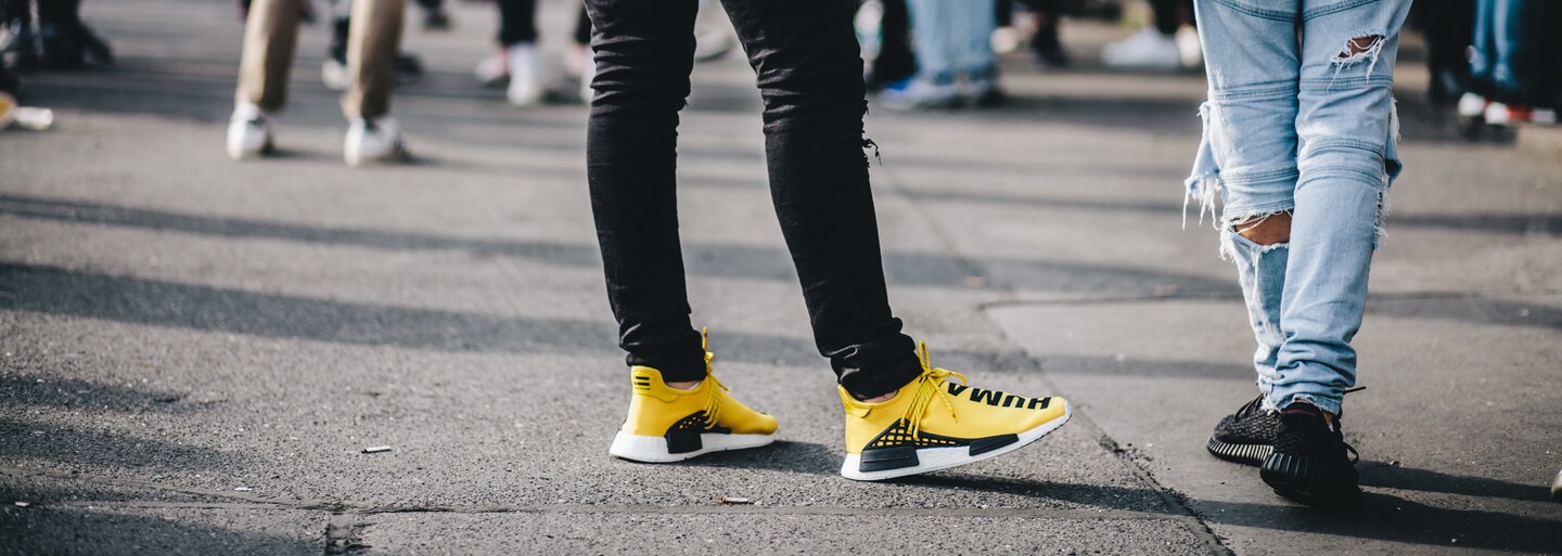 Ako to vyzeralo na release nových Yeezy Boost 350 V2 a aké outfity sme mali možnosť vidieť? (Fotoreport)