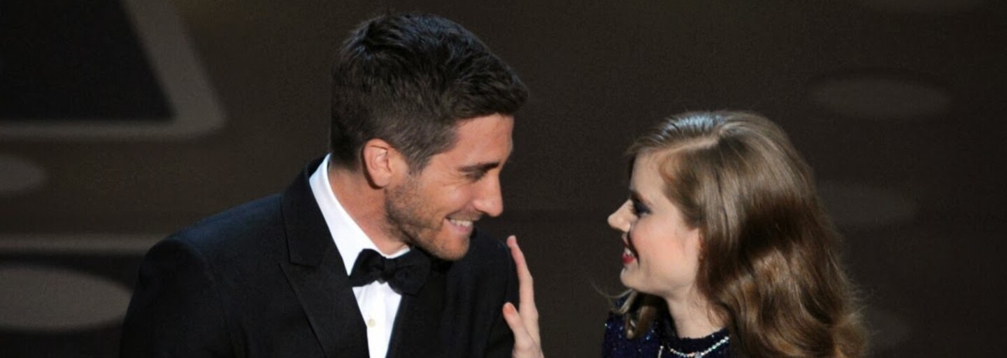 Jake Gyllenhaal a Amy Adams si zahrajú v sľubne vyzerajúcom mrazivom thrilleri